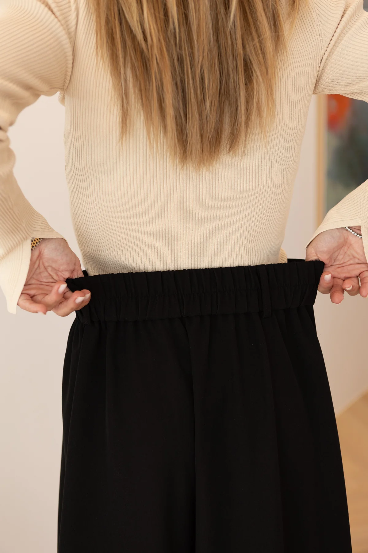 Valentin Studio Pleated Skirt black
