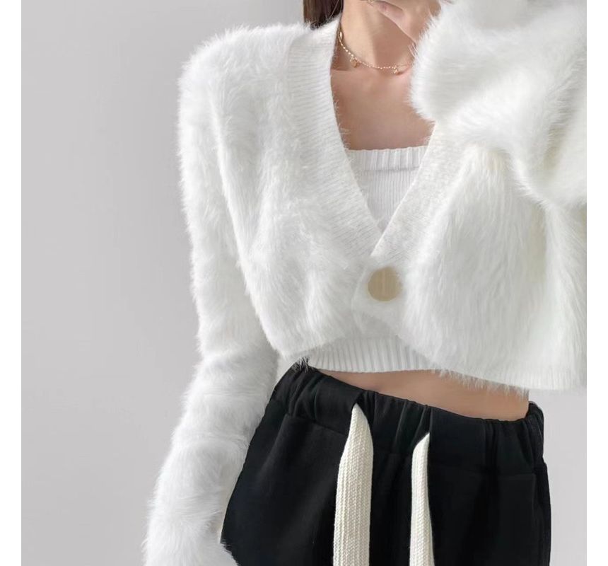 FR - V-hals effen pluizige crop top met knoopjes
