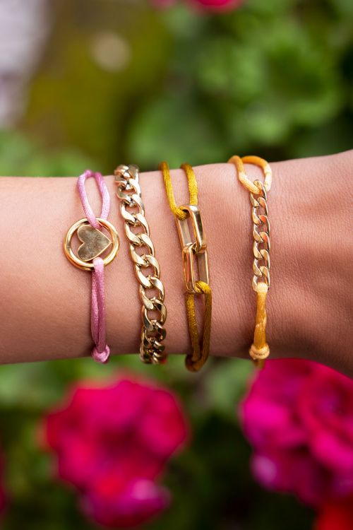 Armbandje schakels