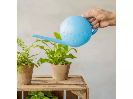 Arrosoir en plastique recyclé Globe