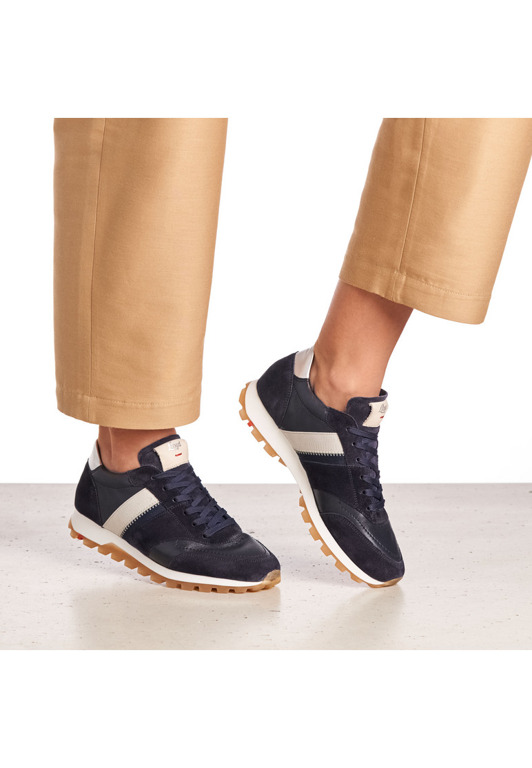 SNEAKER Blau