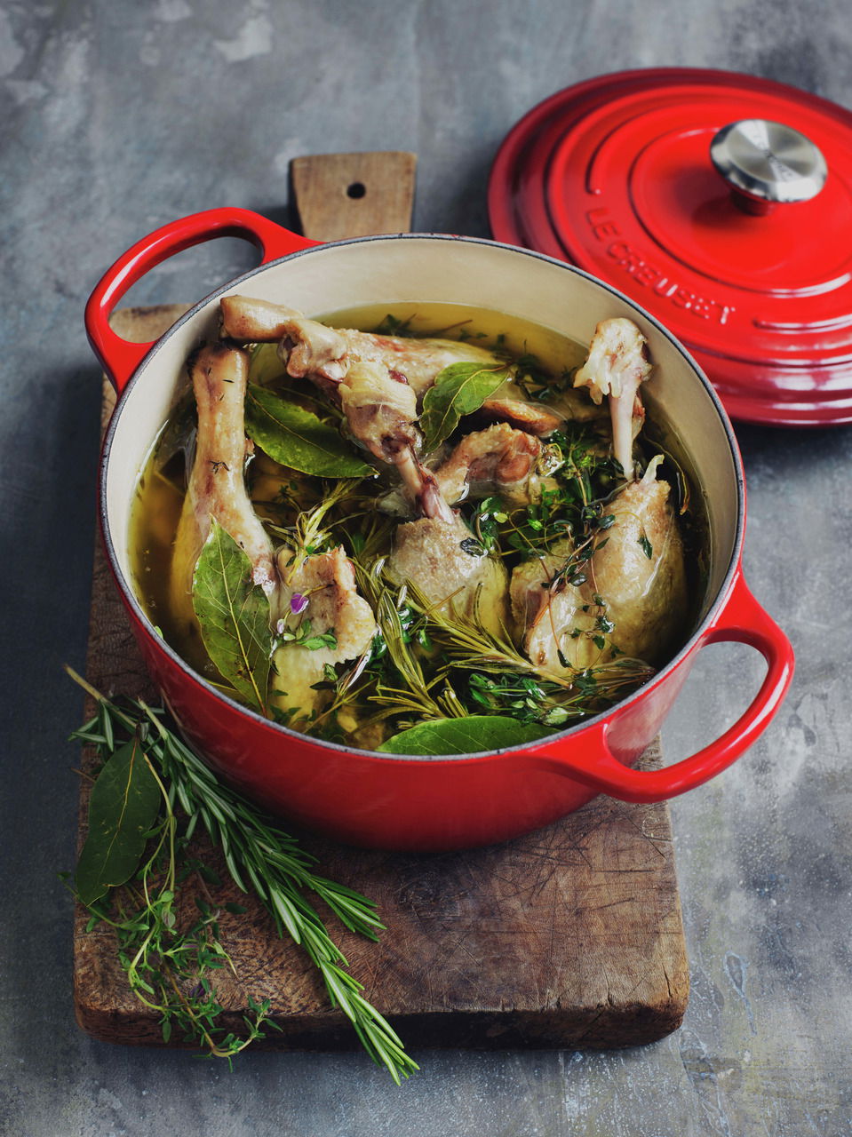 LE CREUSET Bräter Rund 24cm Kirschrot SIGNATURE