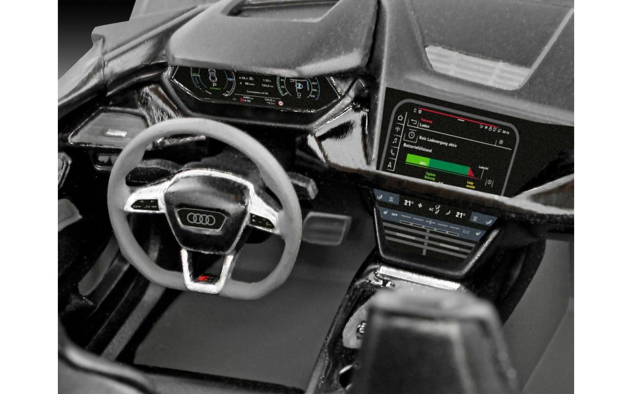 1/24 Audi e-tron GT
