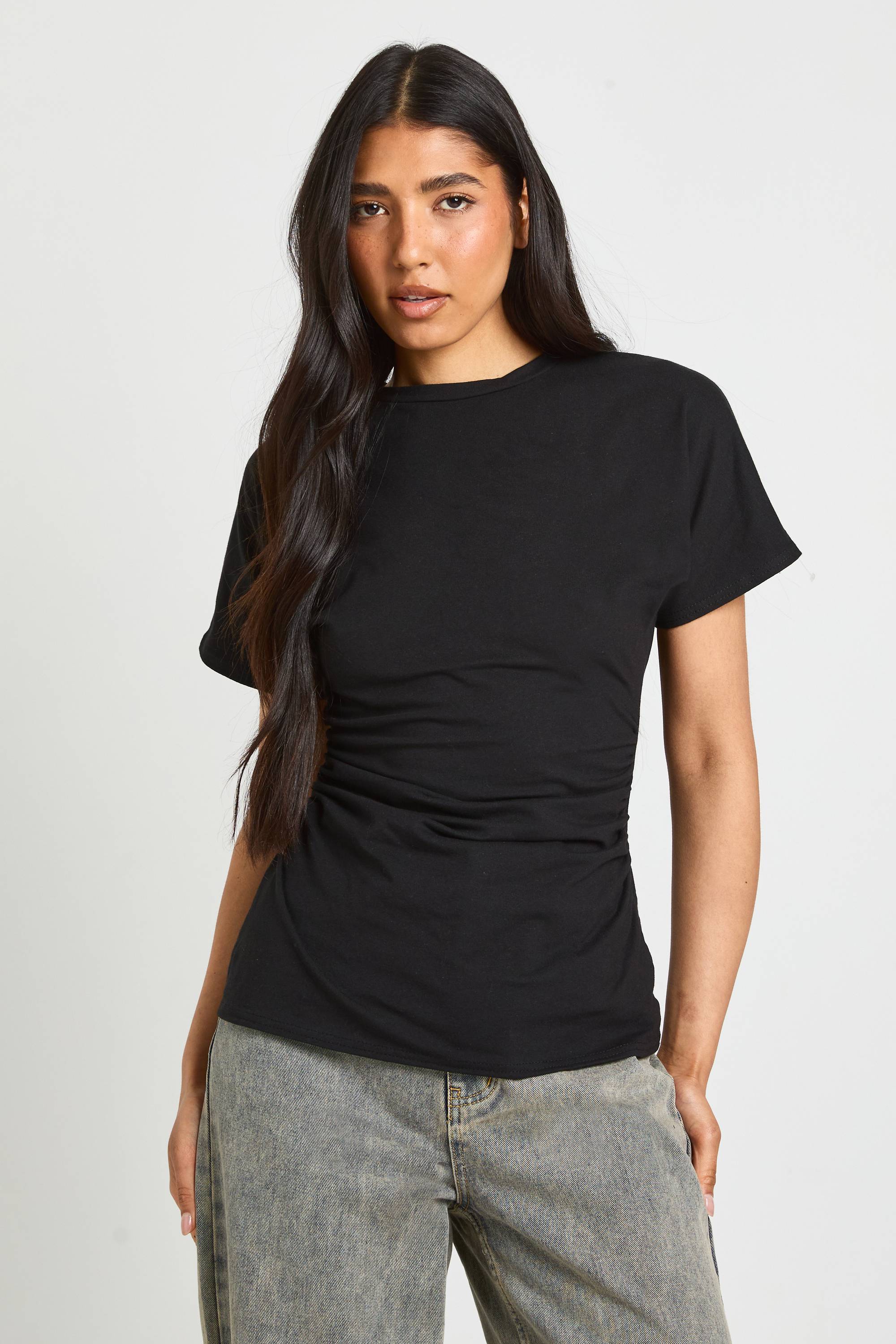 boohoo T-shirt Tall En Jersey À Taille Froncée Et Manches Courtes