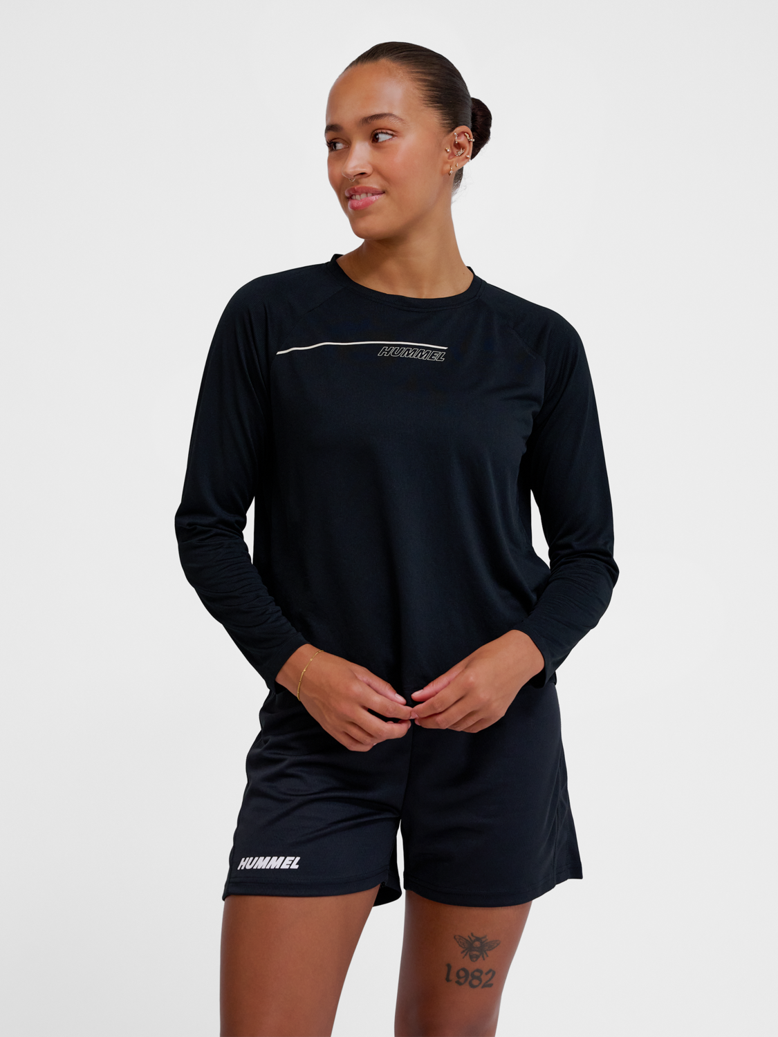 hmlCOURT LIGHT WEIGHT T-SHIRT L/S W