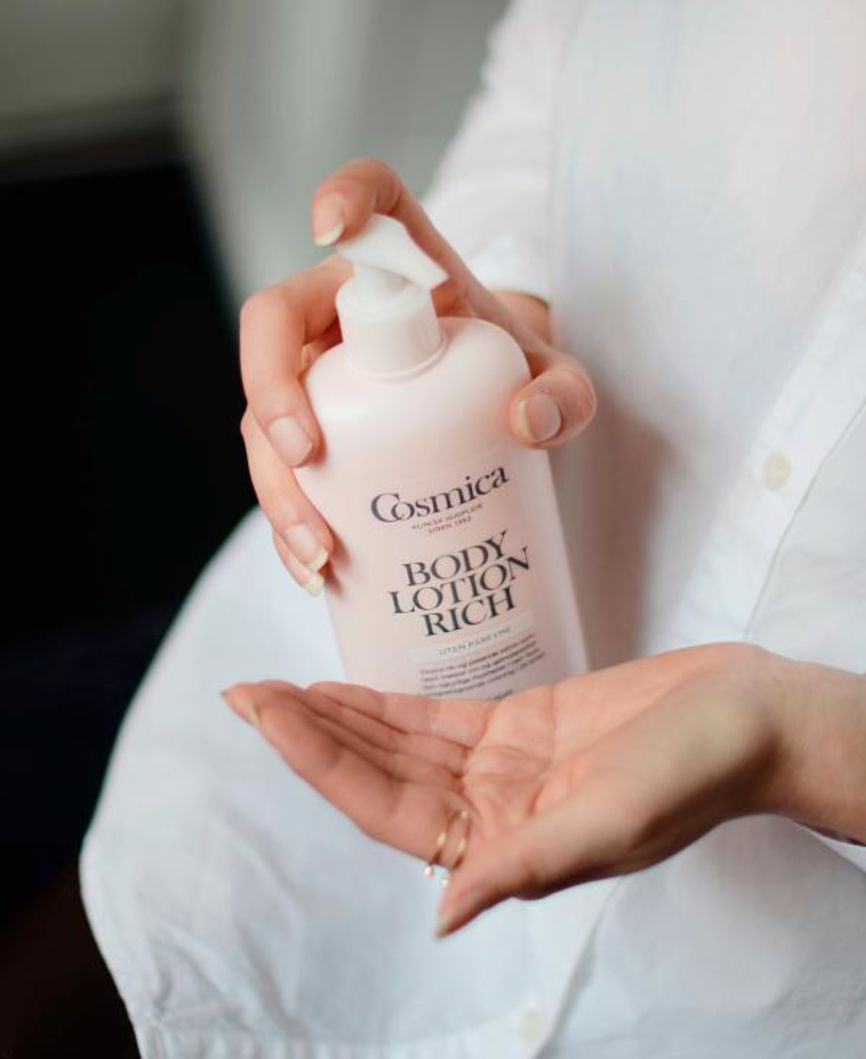 Cosmica Body Lotion Rich uparfymert 400 ml