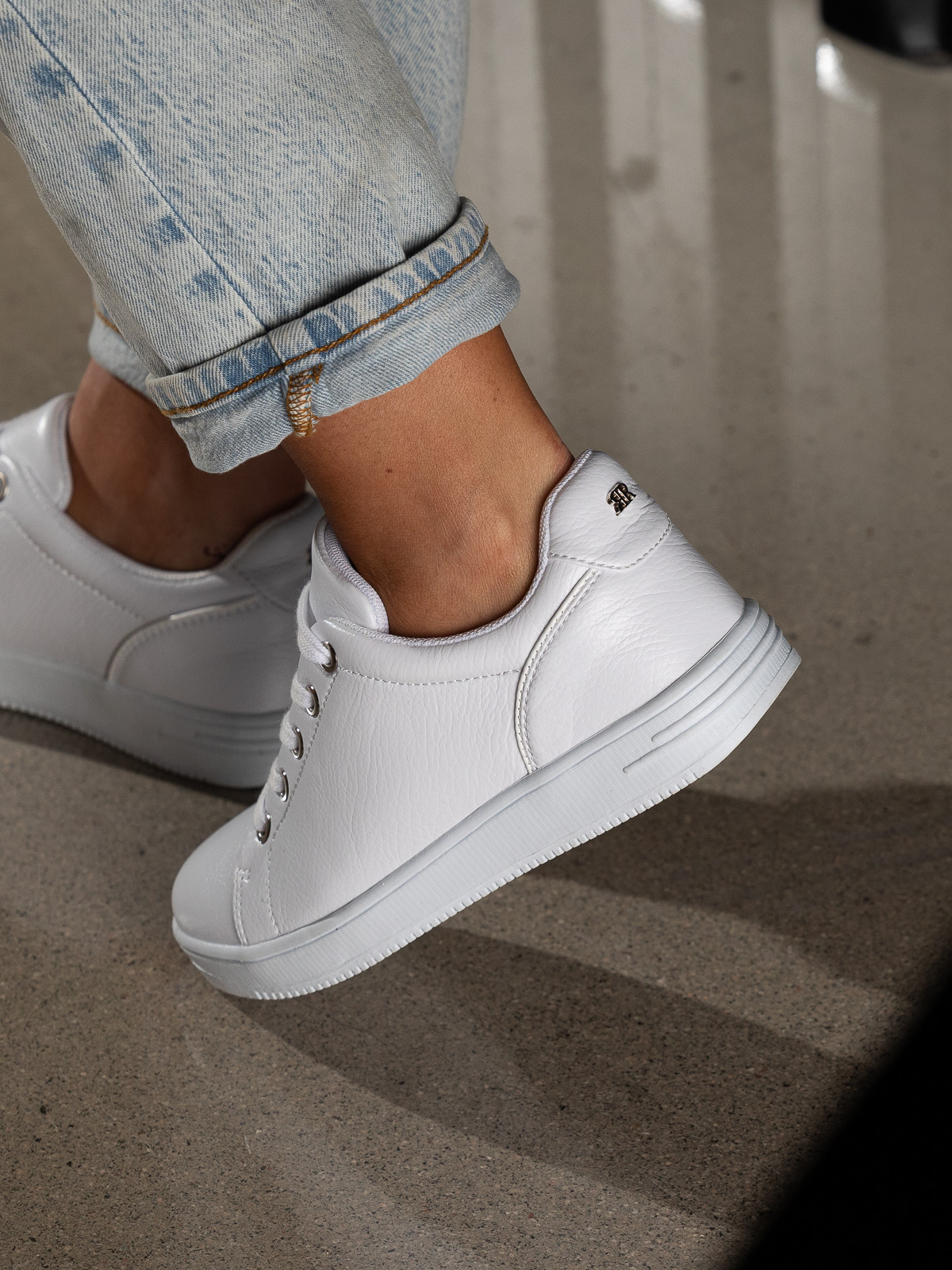 Gorbio Low White - Trapes Sko