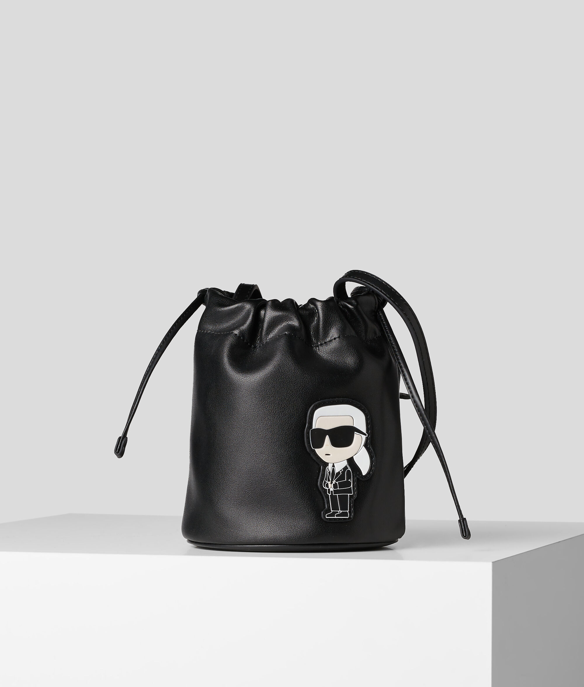 PETIT SAC SEAU EN CUIR K/IKONIK