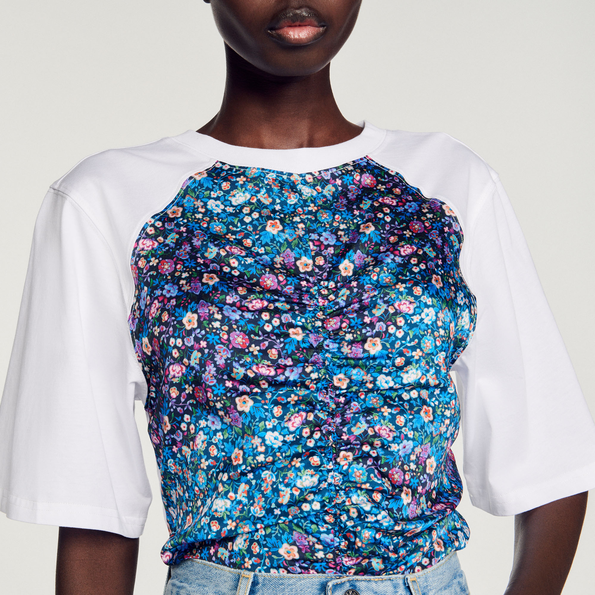 T-shirt foulard ouvert au dos