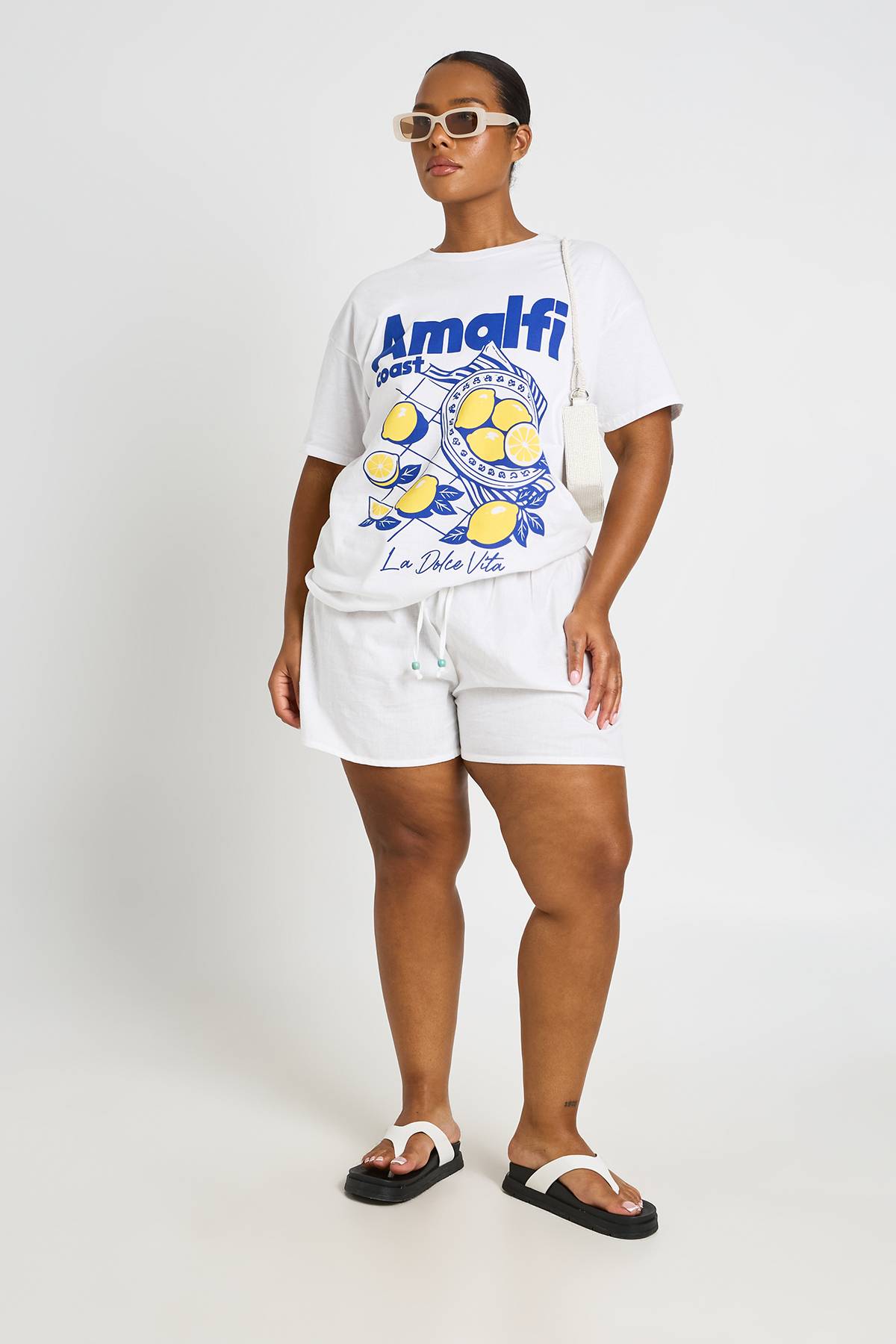 boohoo T-shirt Grande Taille Imprimé Amalfi