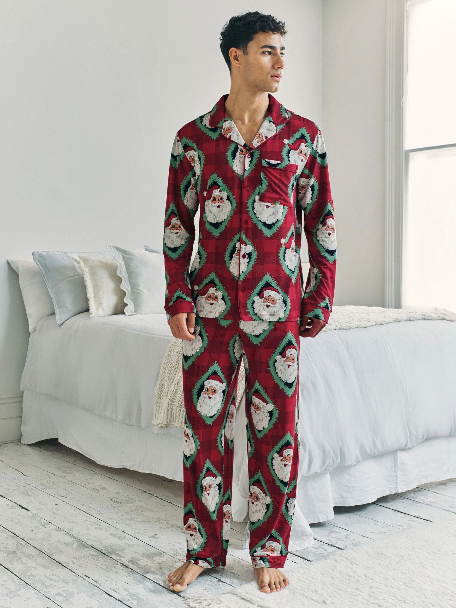 Chelsea Peers Christmas Jolly Santa Print Long Pyjamas Set