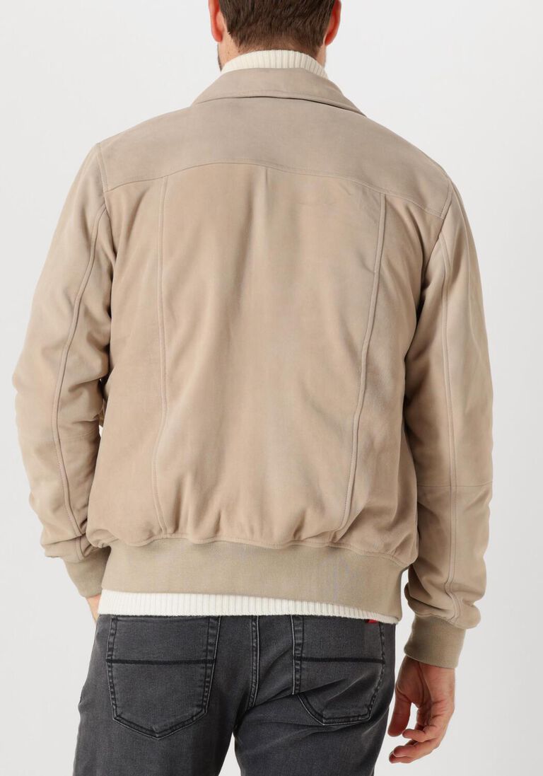beige alter ego jack joseph