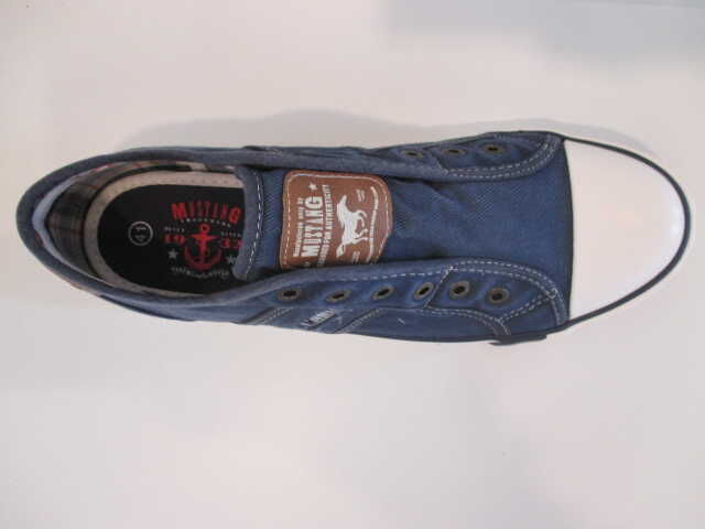 Mustang Slipper