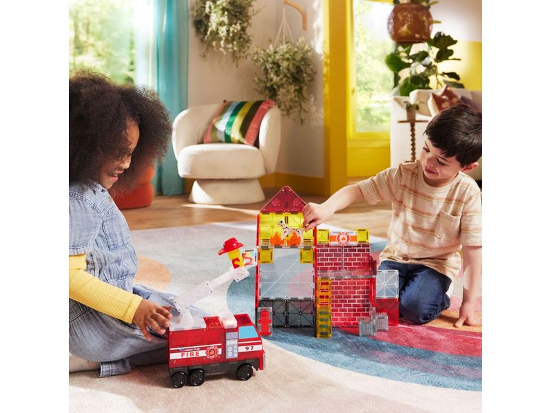 Magna-Tiles Fire Station 50 Teile Bau-Set mit 50 magnetischen Teilen