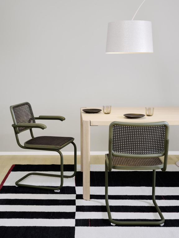 Thonet S32 V eetkamerstoel Dark Melange Rosewood