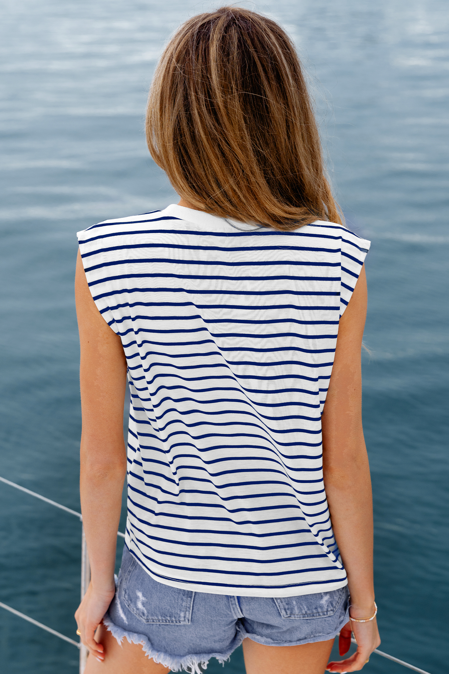 T-shirt avec mancherons à rayures bleu et blanc