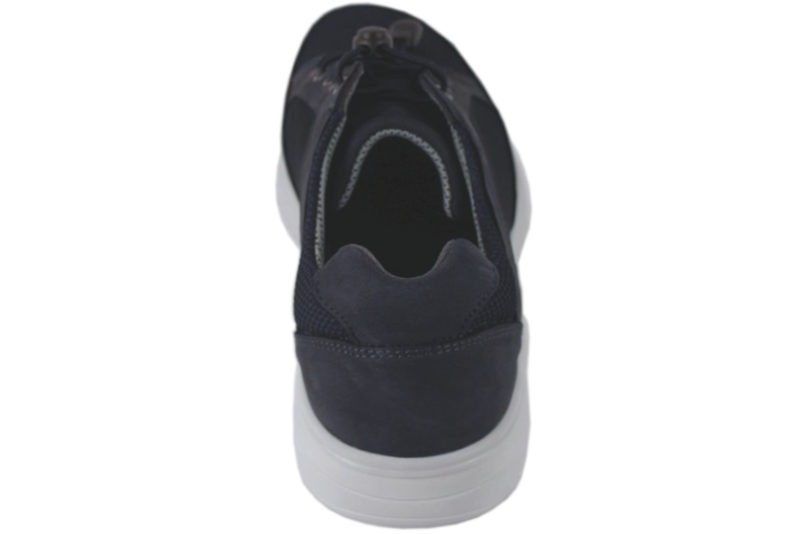 NEW FEET MØRKEBLÅ SKO I OLIERET SKIND