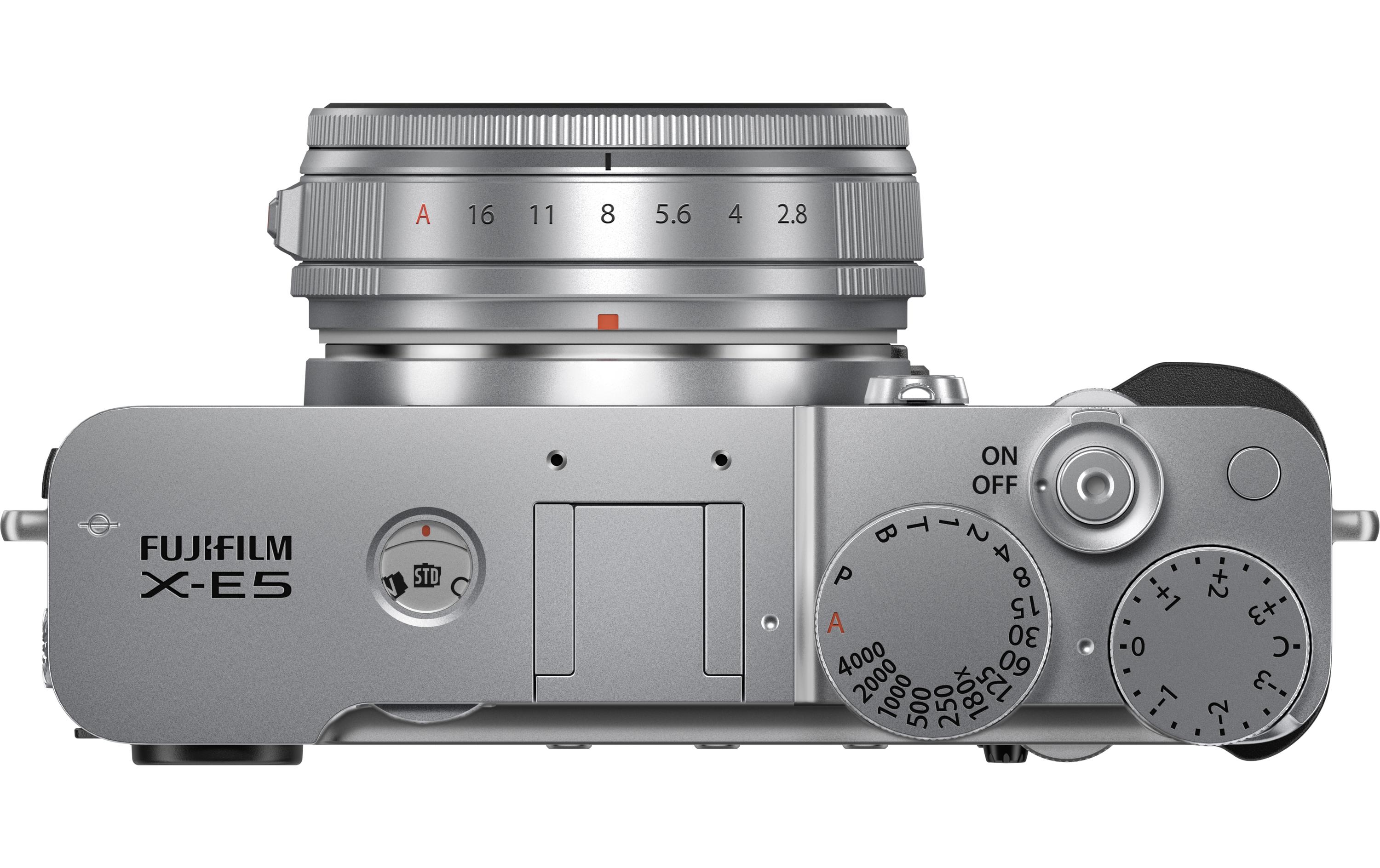 X-E5 XF 23mm F/2.8 Kit Silber<br>Spiegellose Digitalkamera mit einem leichten, kompakten Gehäuse mit Objektiv