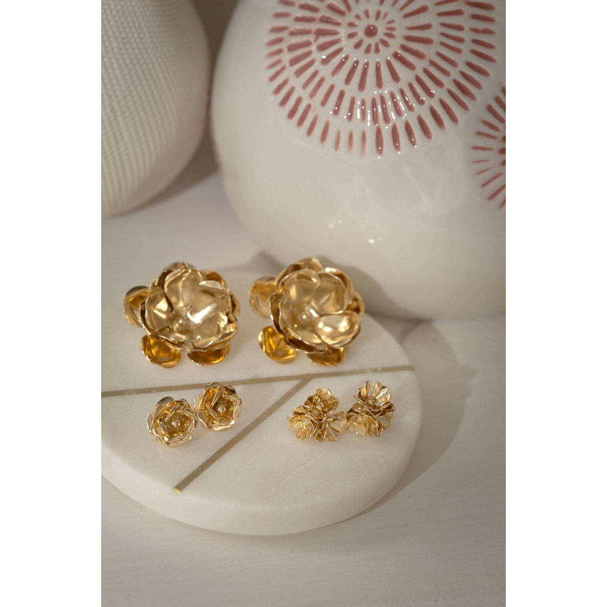 boucles d'oreilles puces fleurs doré à l'or fin - AGLAÉ