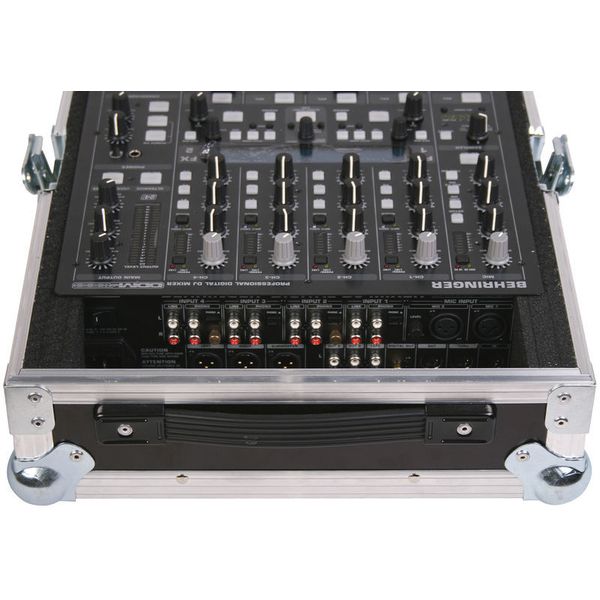 Behringer DDM 4000 Bundle II