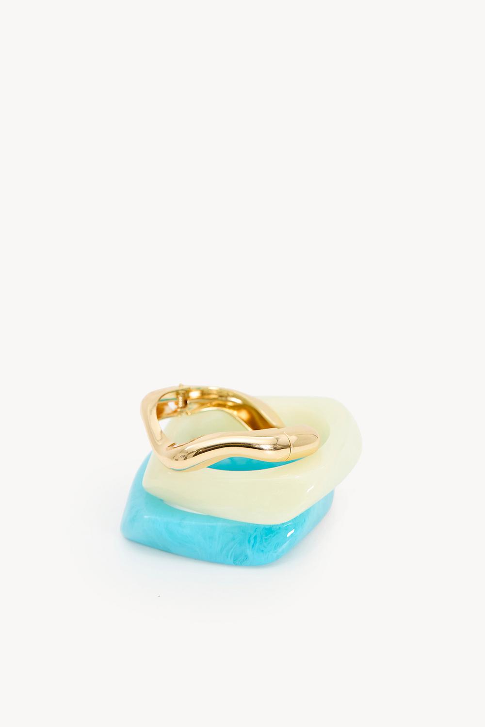 EFFORTLESS ELEGANCE - GOLD
