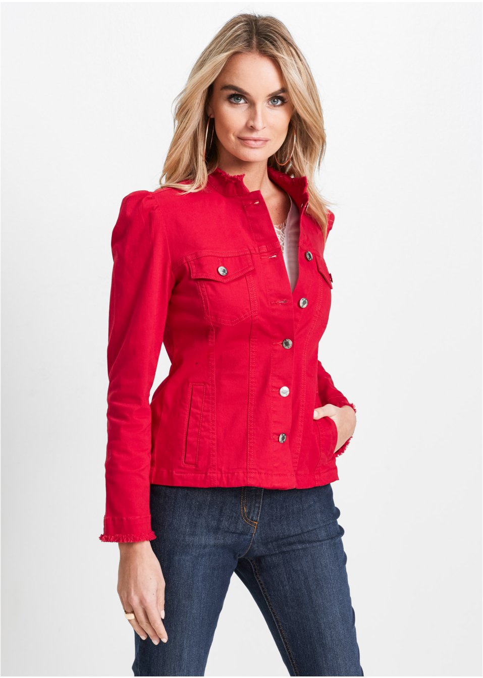Veste avec manches légèrement bouffantes