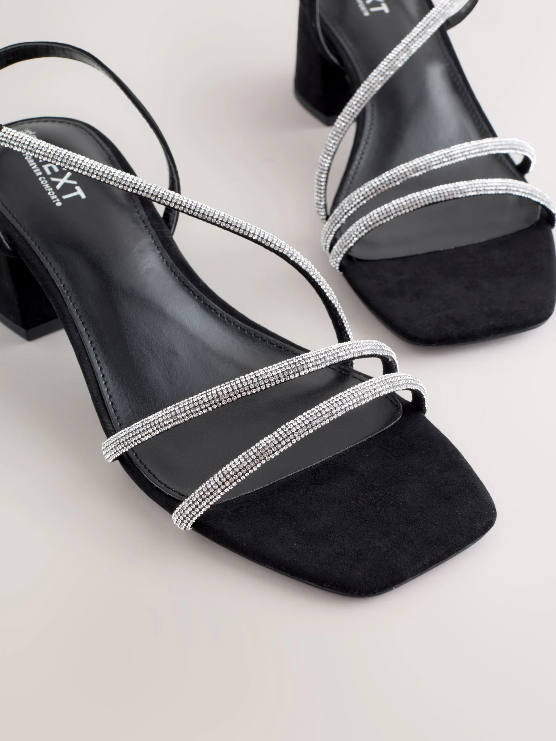Zwart - Forever Comfort Square Toe Jewelled Strappy Block Heeled Sandals