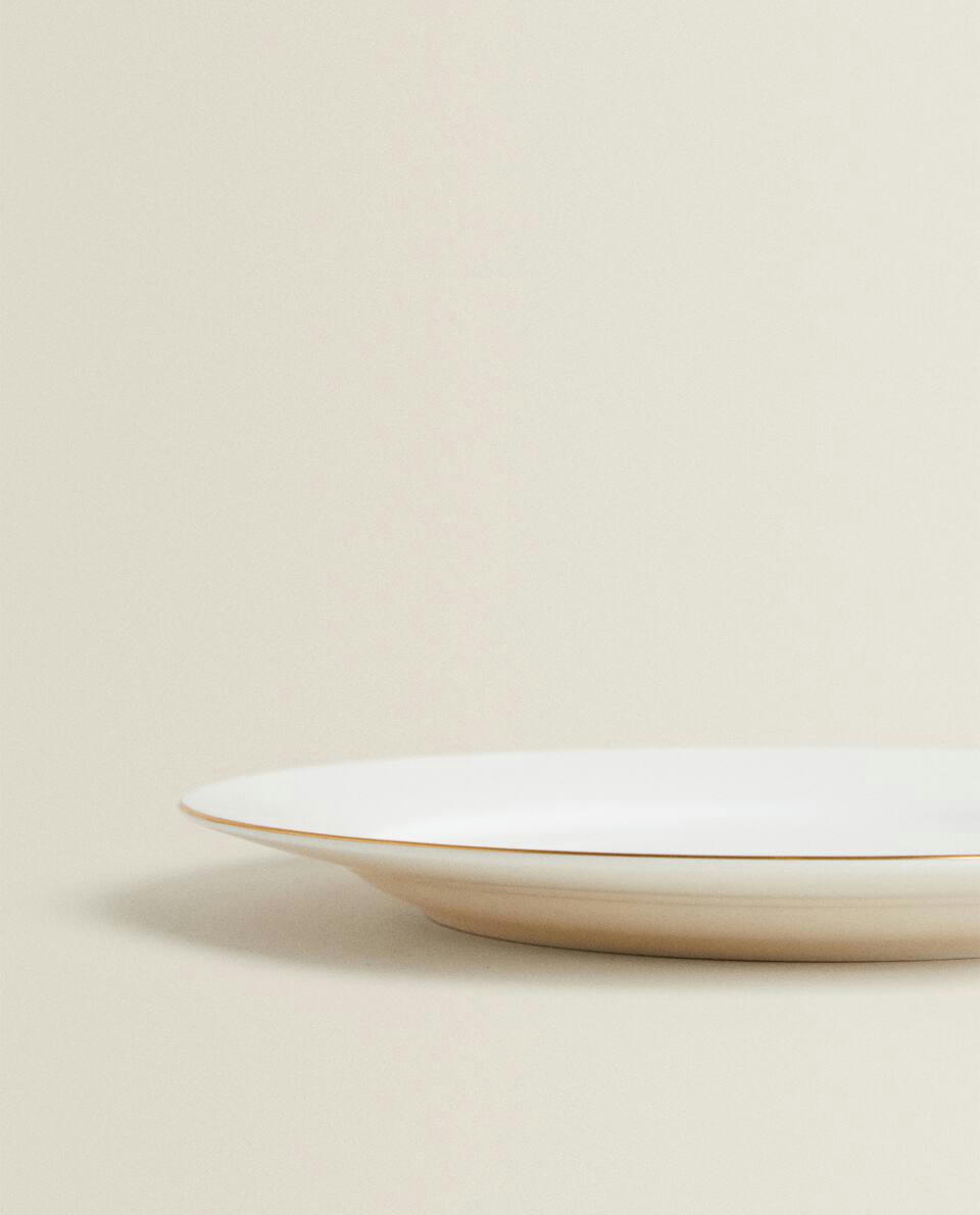 Prato de sobremesa de porcelana fina com borda