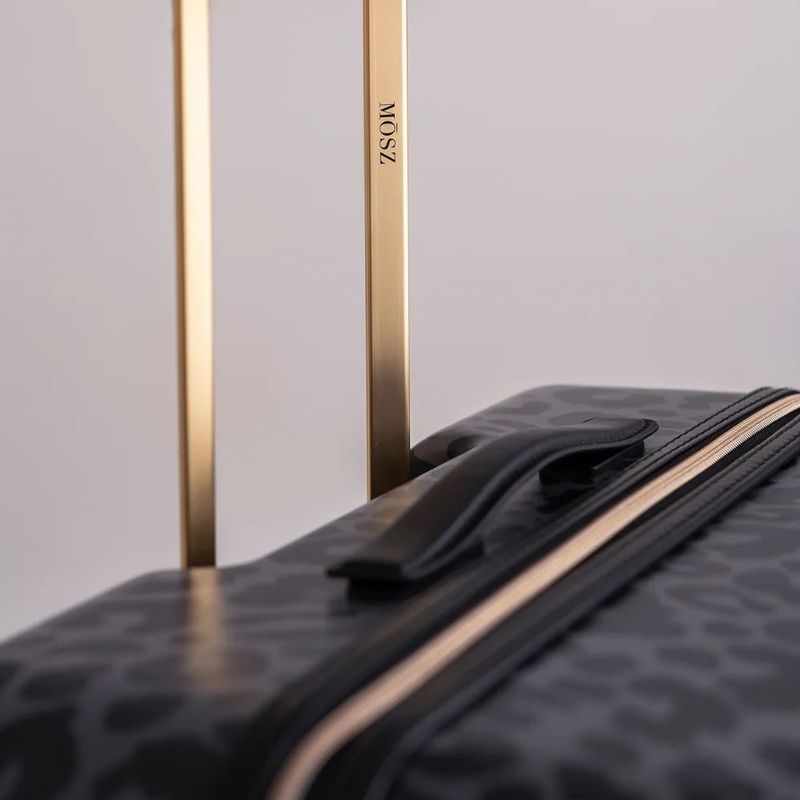 MOSZ Harde Koffer / Trolley / Reiskoffer - 66 cm (Middel) Lauren - Parterprint Zwart