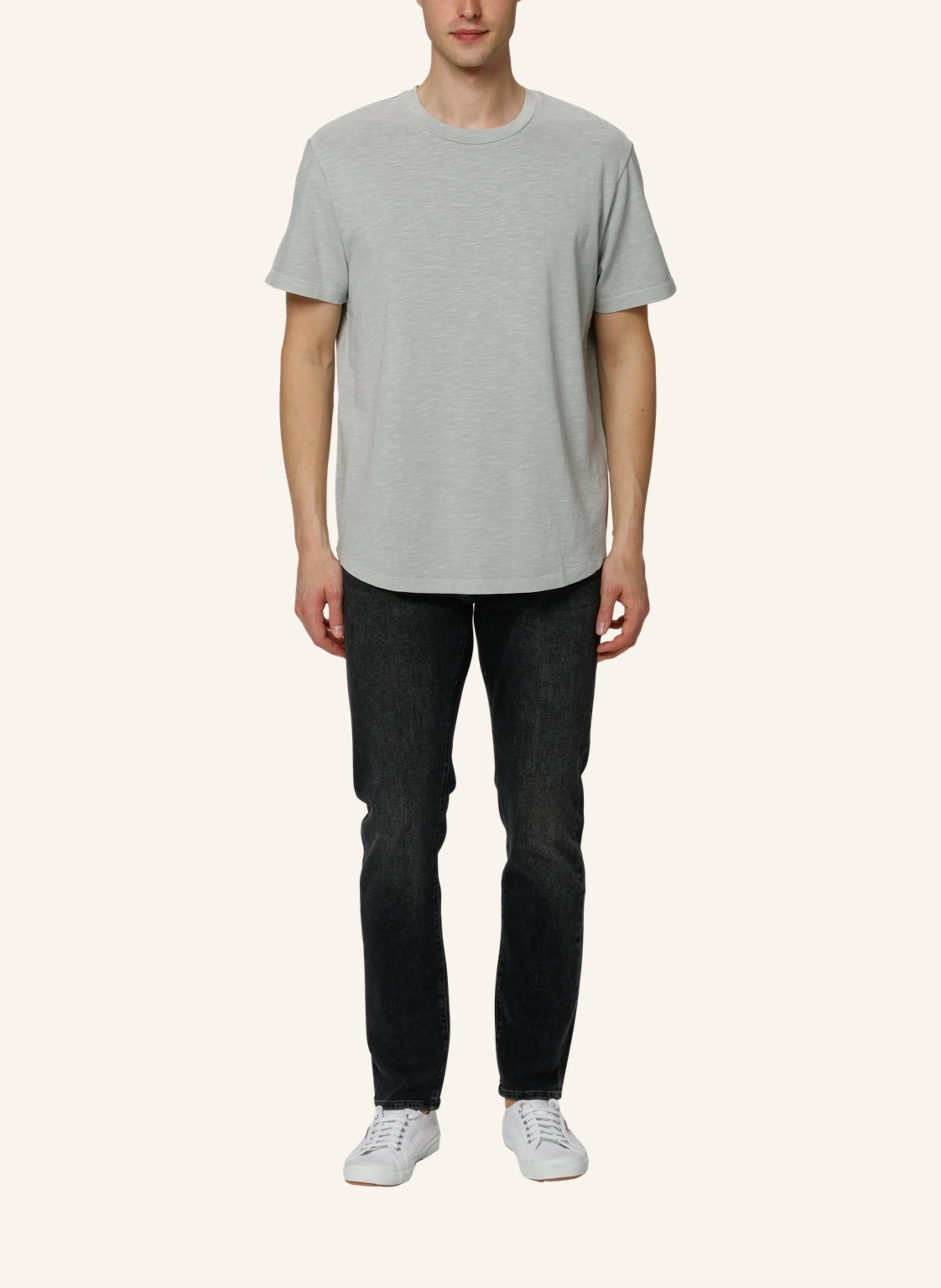 TRUSTED HANDWORK Round Neck 1/2-Sleeve T-Shirt