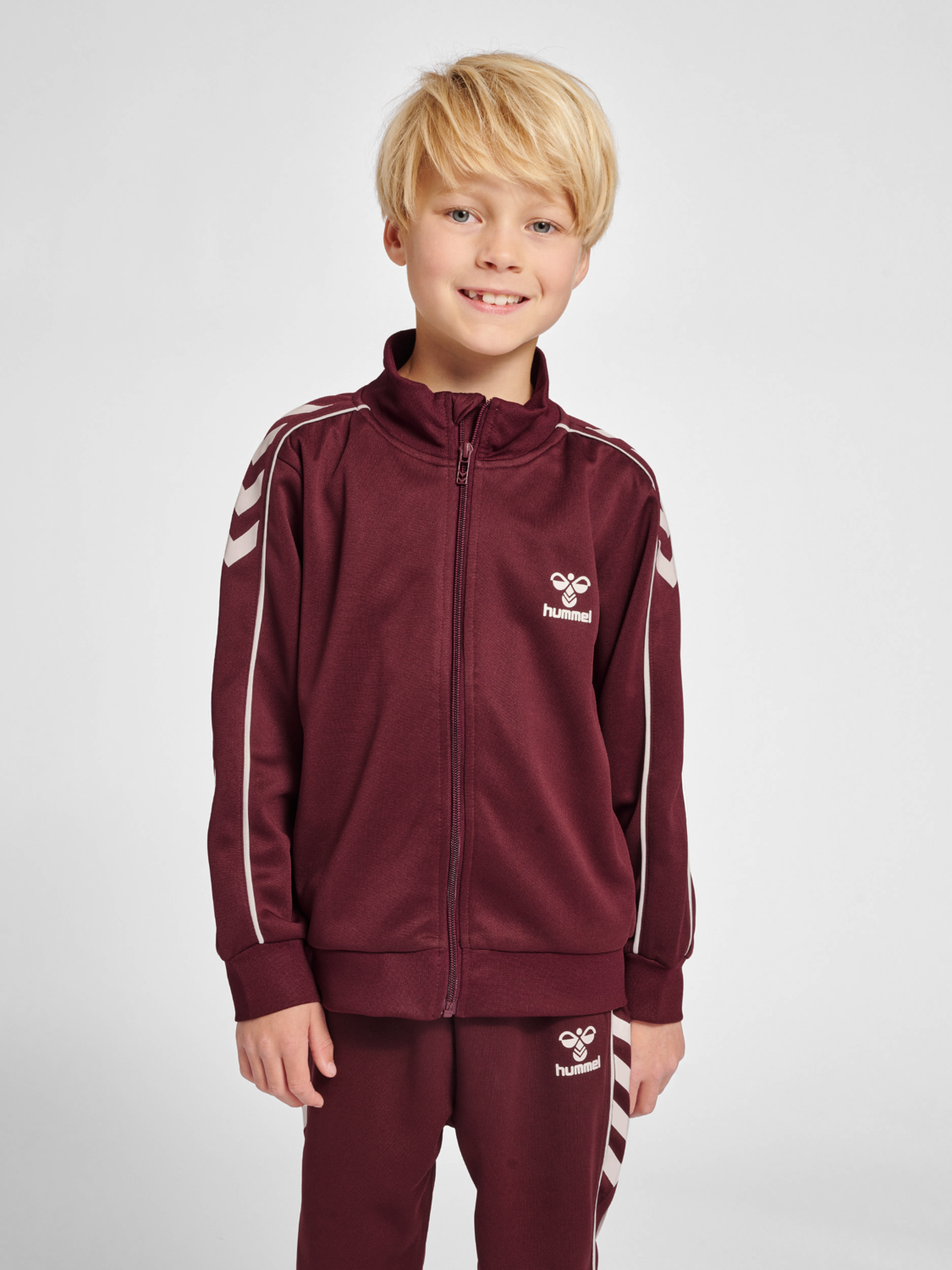 hmlTRACK TRACKSUIT