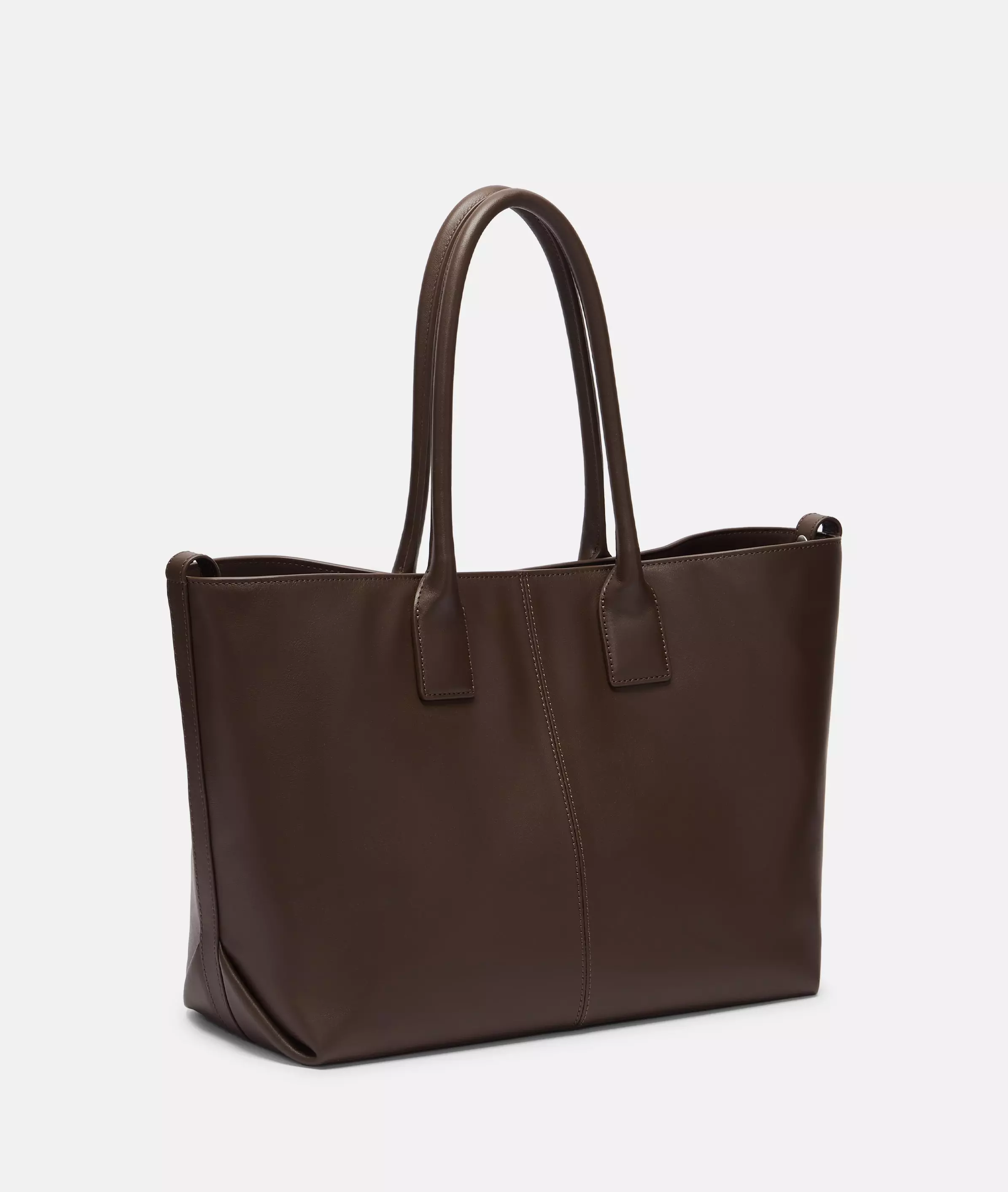 Chelsea Shopper M Spacious shopper made of soft leather