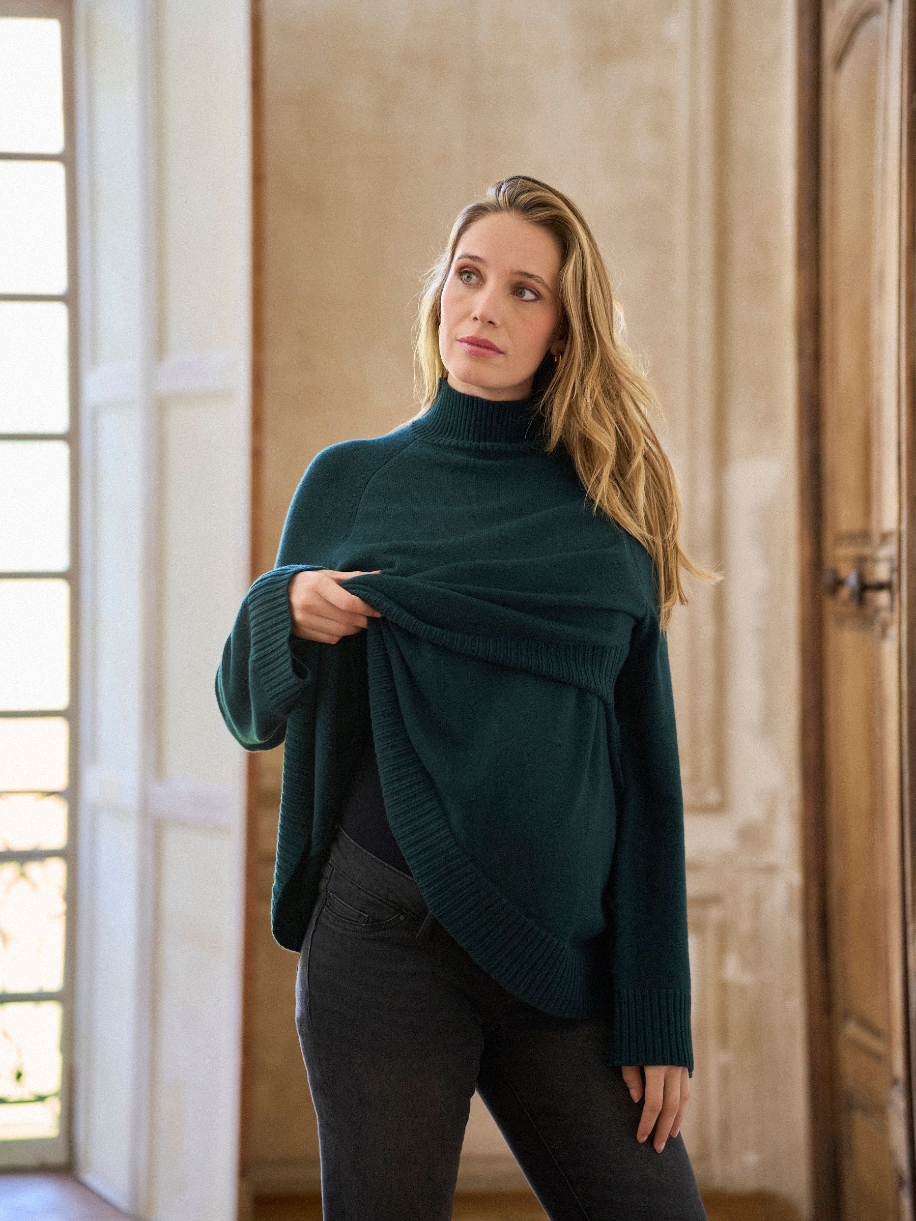 Donkergroen - Seraphine Maternity and Nursing Cross Over Roll Neck Jumper