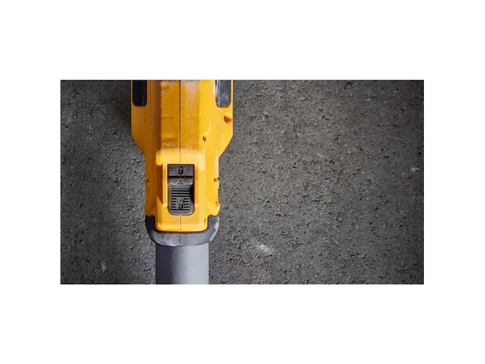 DEWALT VÆGSLIBEMASKINE / GIRAF 710W DWE7800
