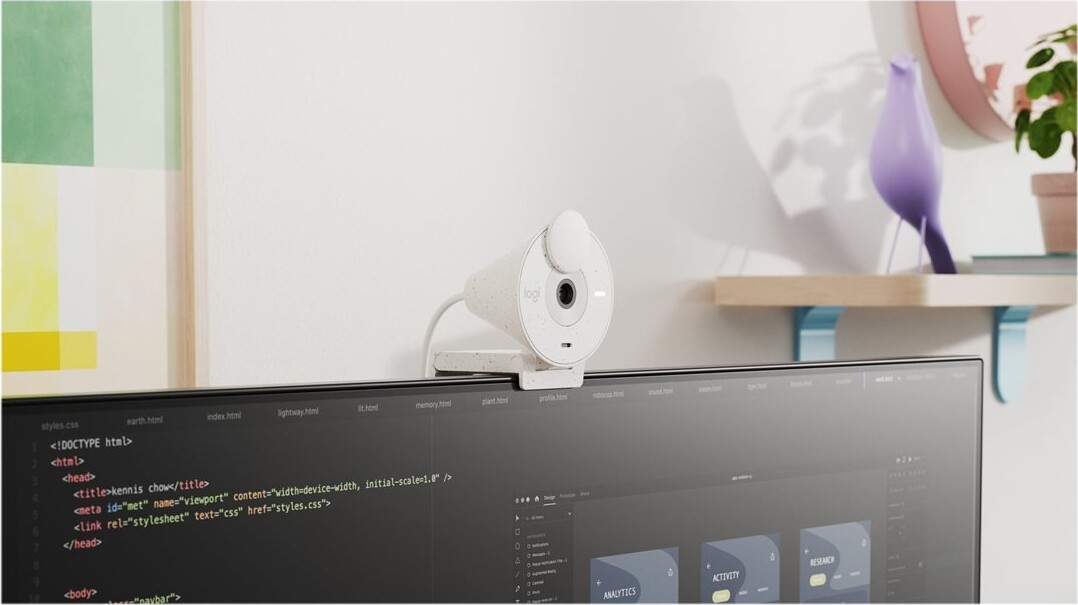 Logitech - Brio 300 - Full HD Webcam - Off-White