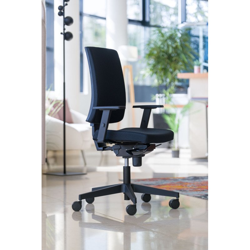 Chaise de bureau Difesa tissu - dossier haut - mécanisme synchrone  + réglage profondeur d'assise - pieds noir