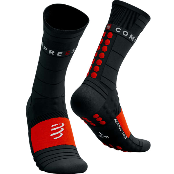Chaussette running COMPRESSPORT PRO RACING SOCKS WINTER RUN BLACK/HIGH RISK RED
