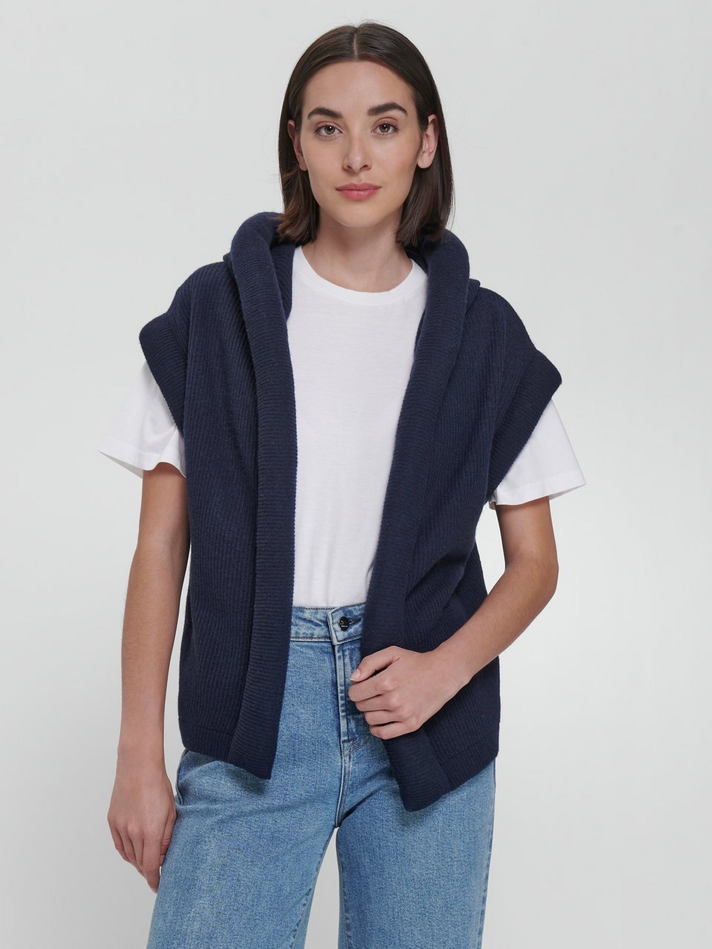Strickweste mit Kapuze