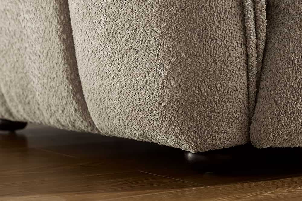 Modernes XXL Sofa CLOUD 260cm champagner greige Bouclé Bigsofa Federkern inkl. Kissen