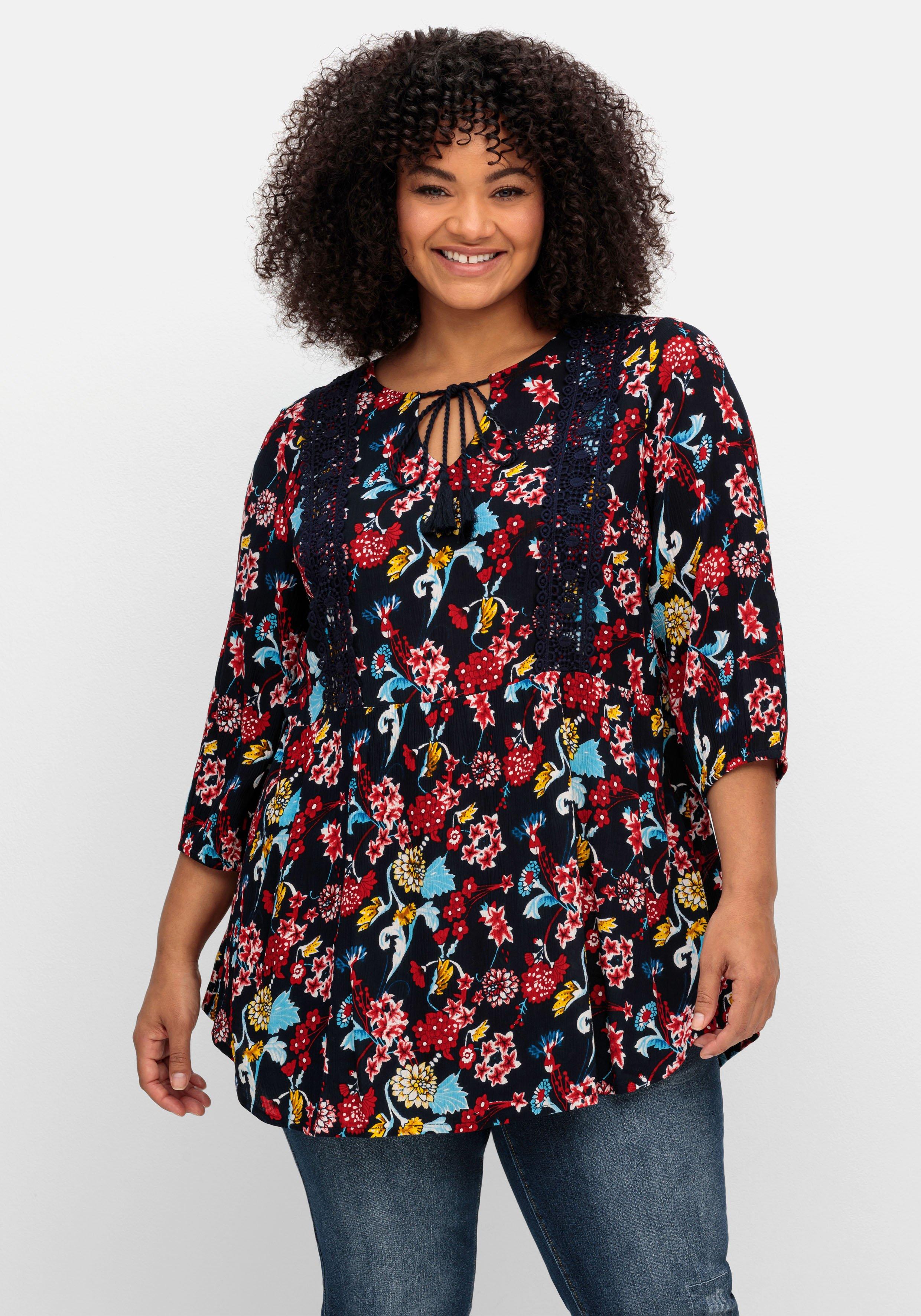 Longtunika mit Blumendruck, in Crinkle-Optik
