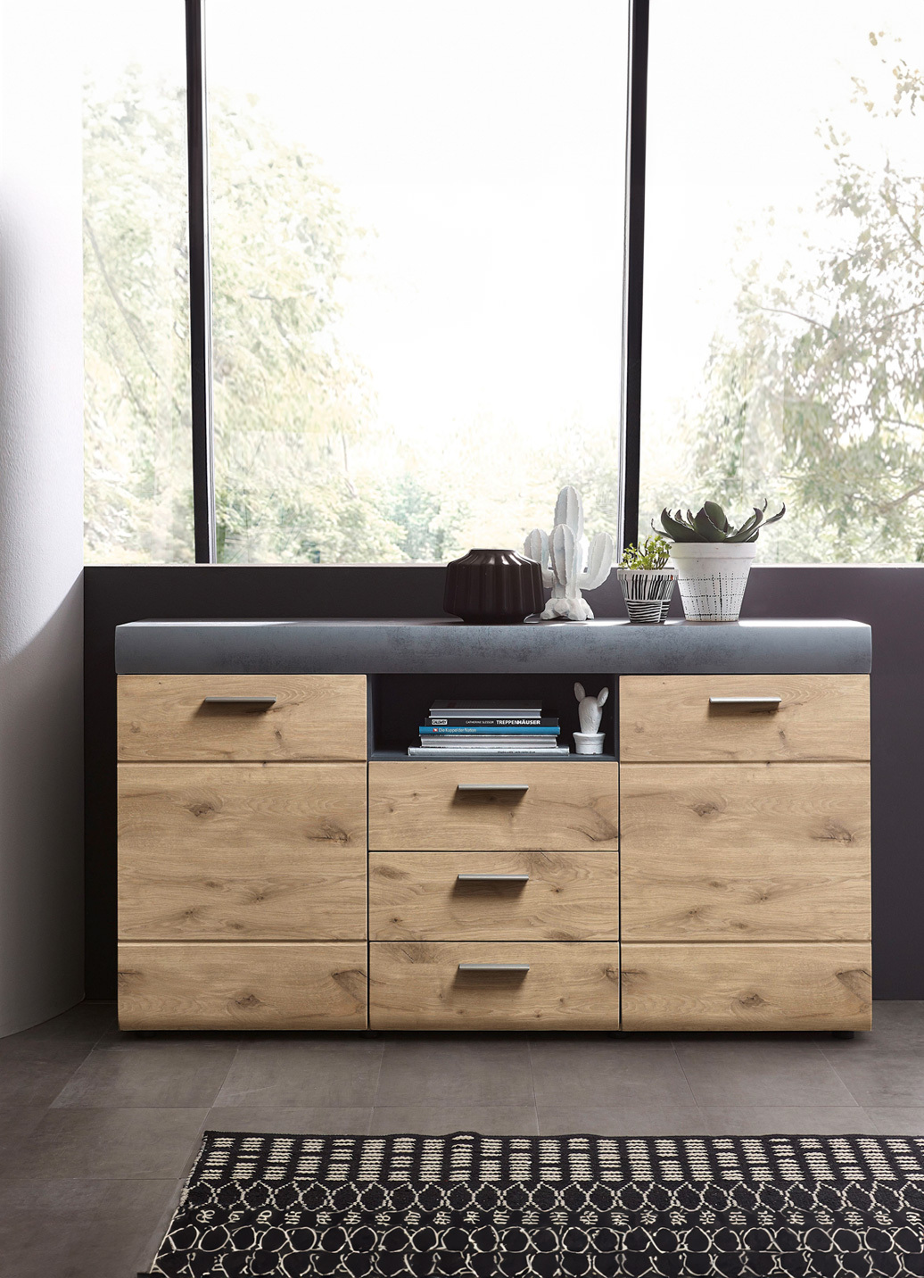 Sideboard mit Schubladen und Türen mit Softclose und Selbsteinzug