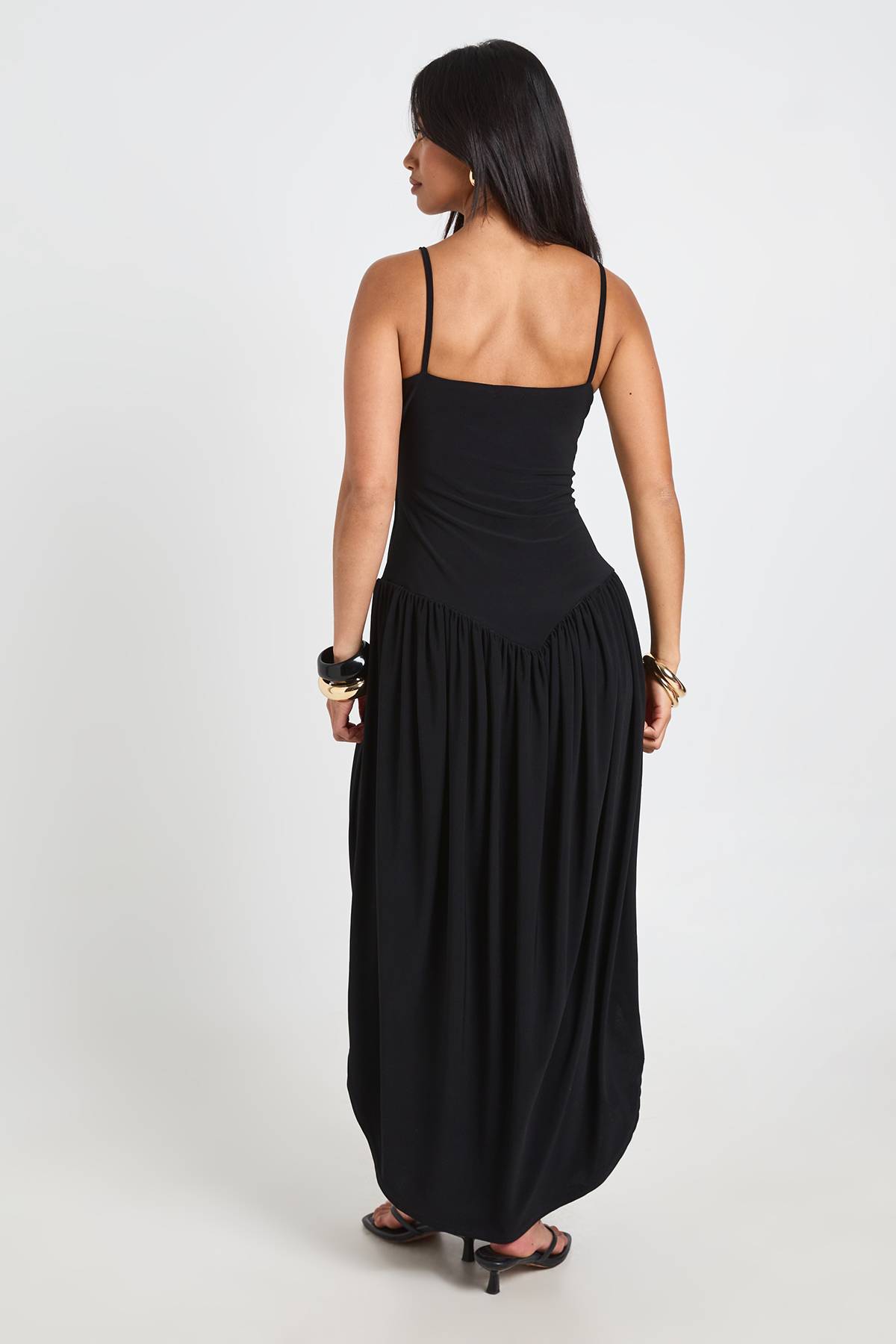 boohoo Robe Longue Caraco En Tissu Slinky Petite Avec Taille Froncée