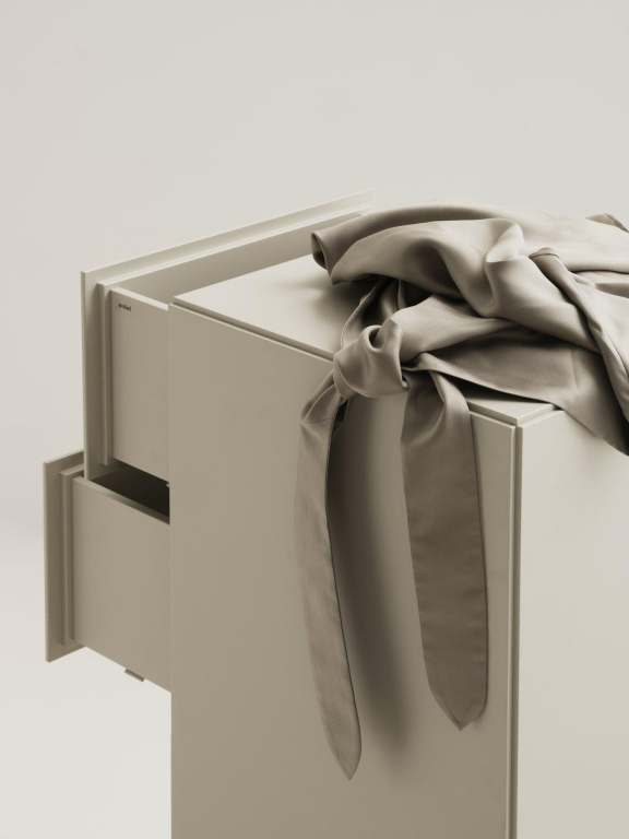 String Furniture Relief tall ladekast 41x115 grijs