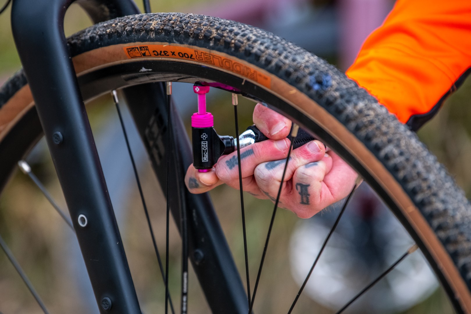 Muc-Off CO2 Inflator Kit Road