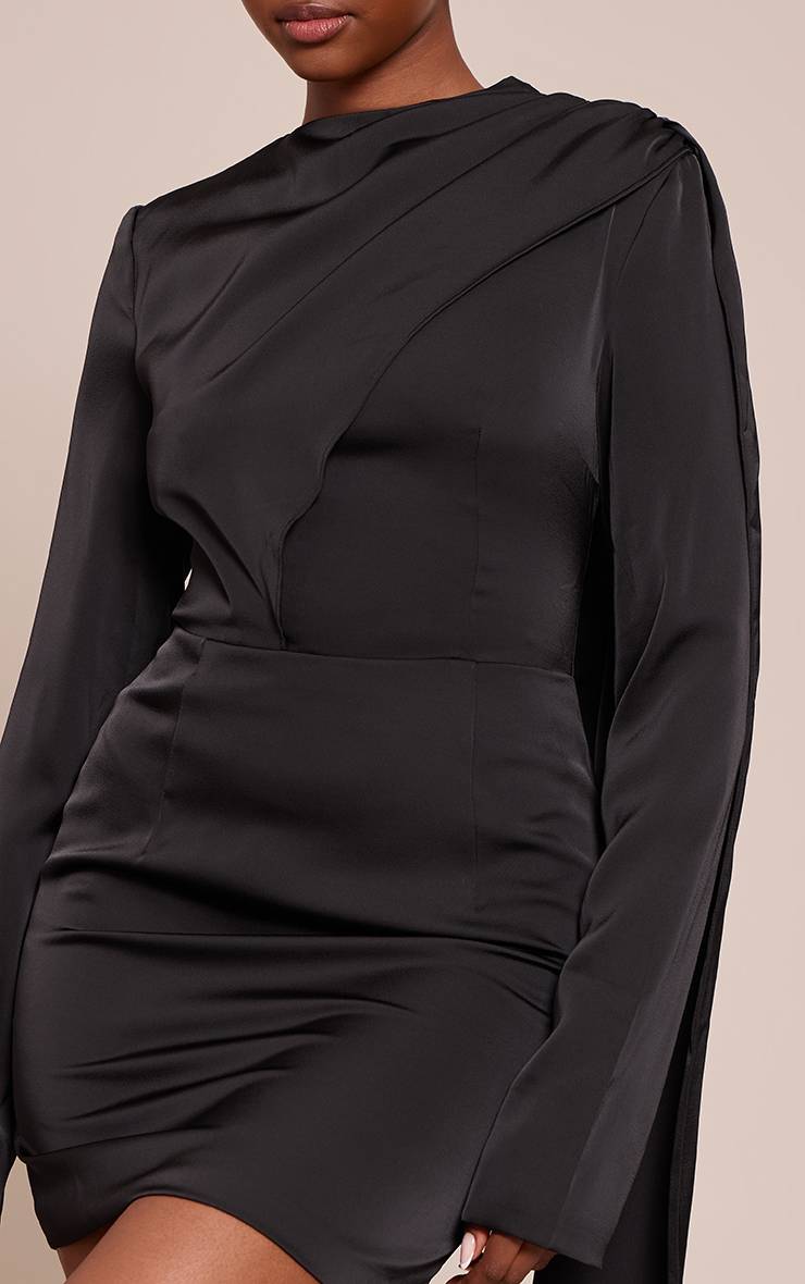 Noir Robe Courte Satinée À Manches Longues Avec Détail Foulard