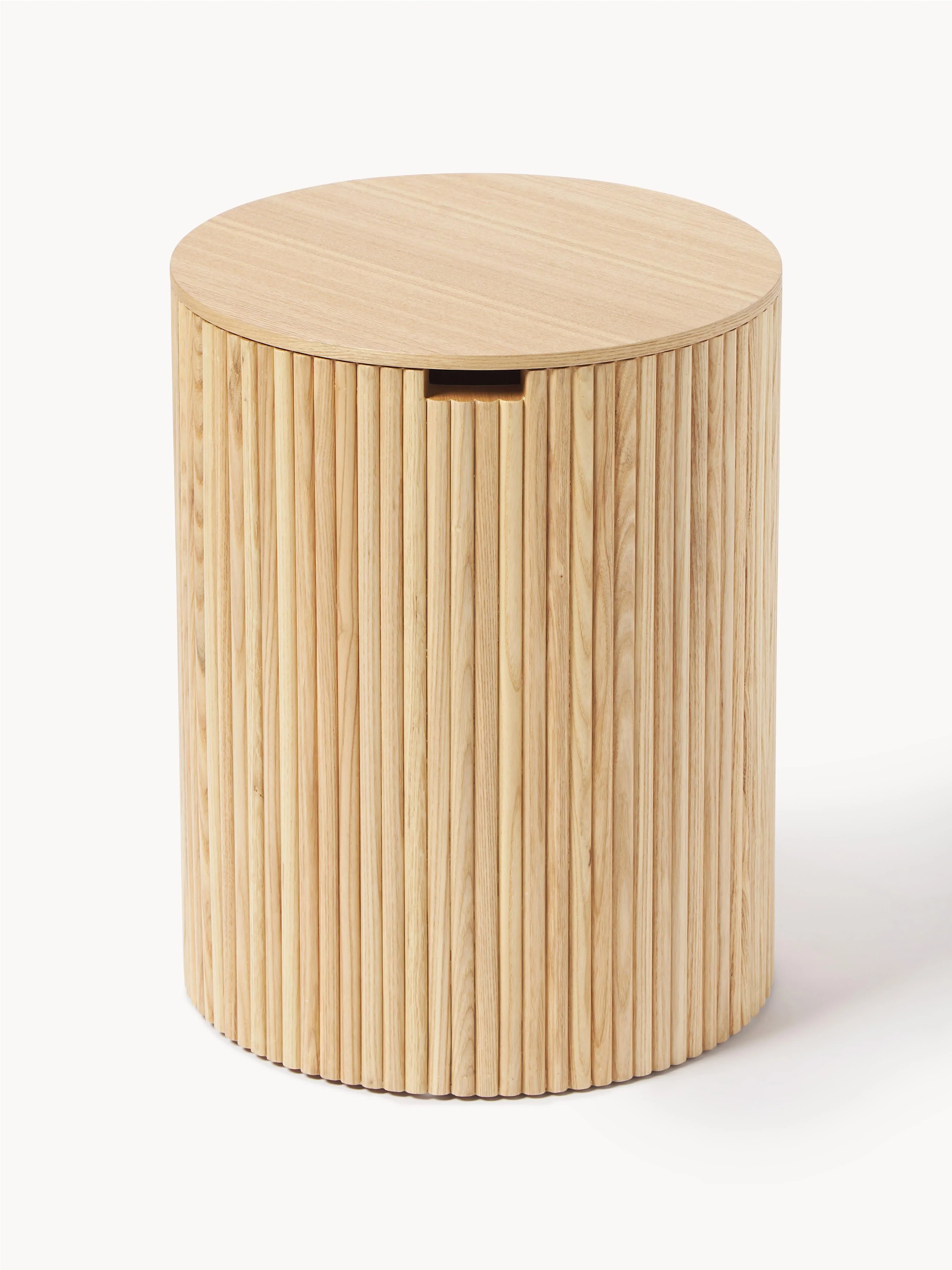Ronde houten bijzettafel Nele met opbergruimte
