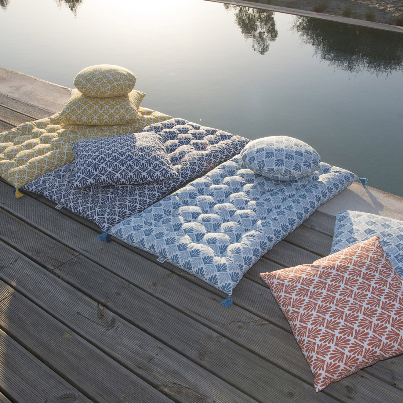 Febronie Housse de coussin d'extérieur Peacock bleu marine - 50x50 cm