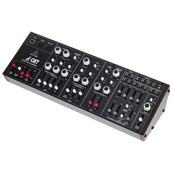 Behringer CAT Bag Bundle