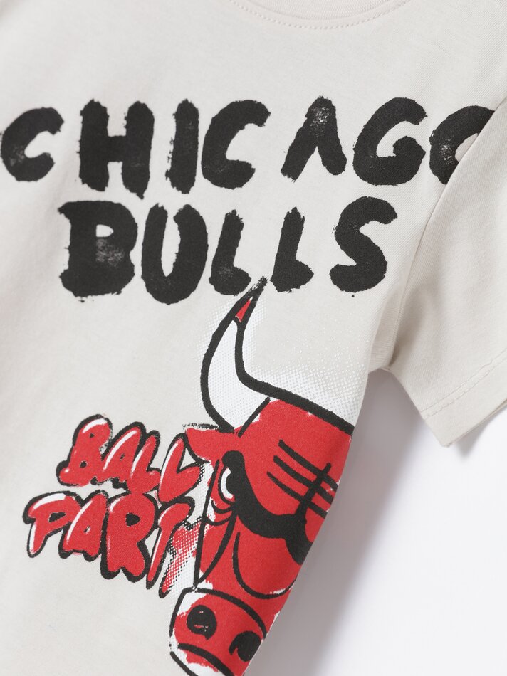 Conjunto de camisa e calção do Chicago Bulls da NBA - Vermelho