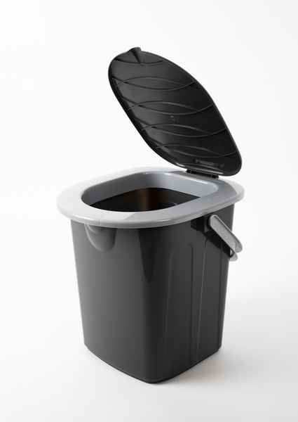 Mobile Eimertoilette - Mit Deckel